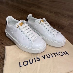 Louis Vuitton Sneakers